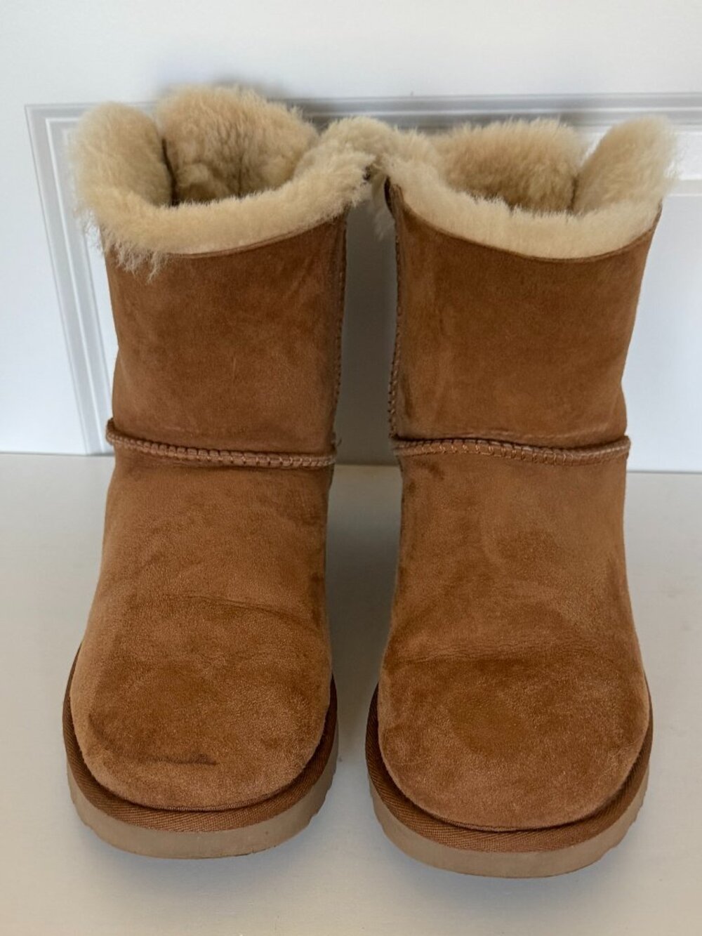 UGG Bailey Bow II Boots - Women's size 10